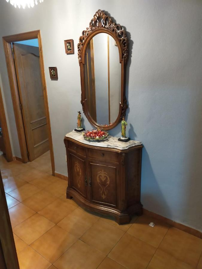 Apartamento Con 3 Dormitorios En El Centro De Denia Bagian luar foto